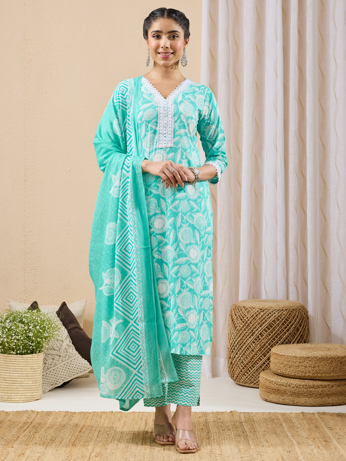Image of Janasya Women Kurta Pant Dupatta Set