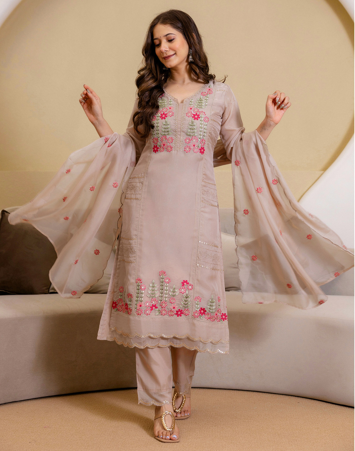 Image of Skylee Women Kurta Pant Dupatta Set