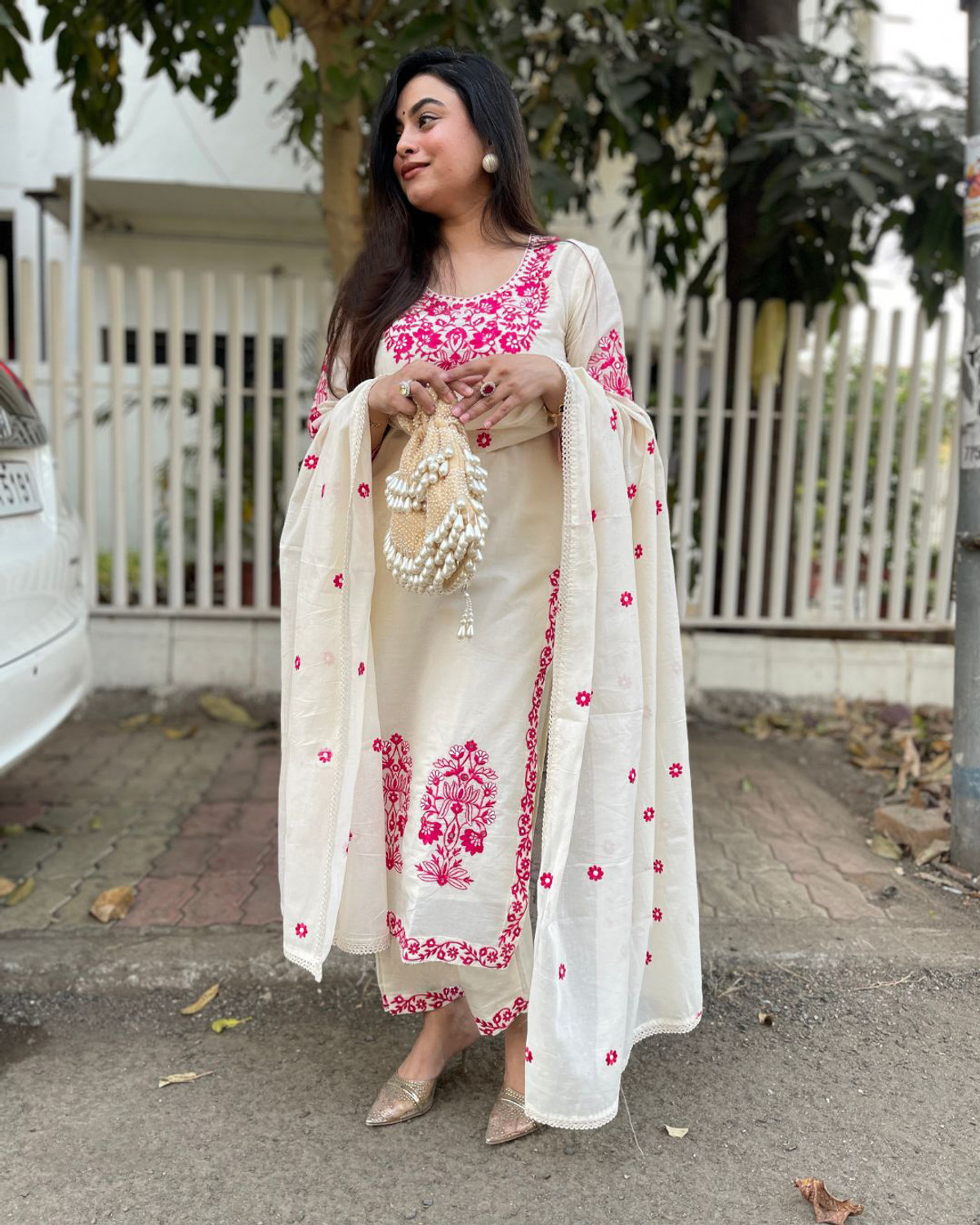Image of Divastri Women Kurti Pant Dupatta Set