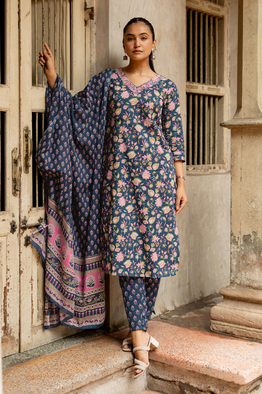 Image of MIRCHI FASHION Women Kurta Pant Dupatta Set