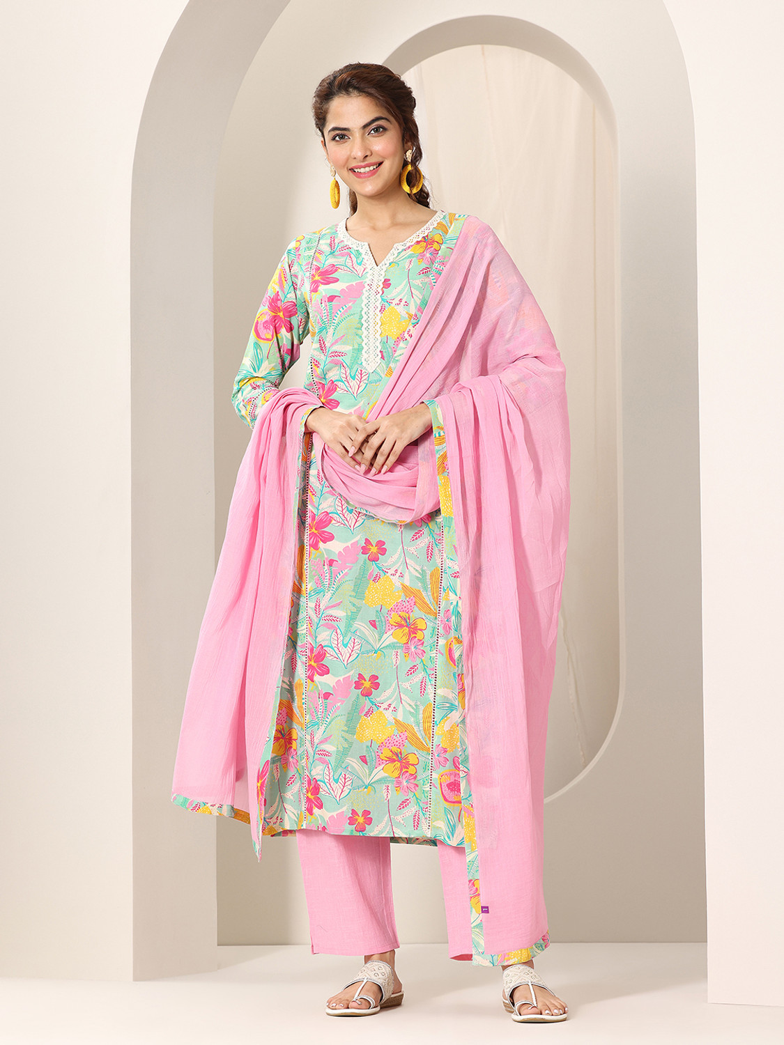 Image of LIBAS Women Kurta Pant Dupatta Set