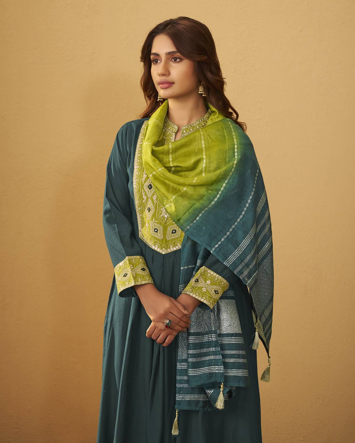 DRESOUL Women Kurta Pant Dupatta Set