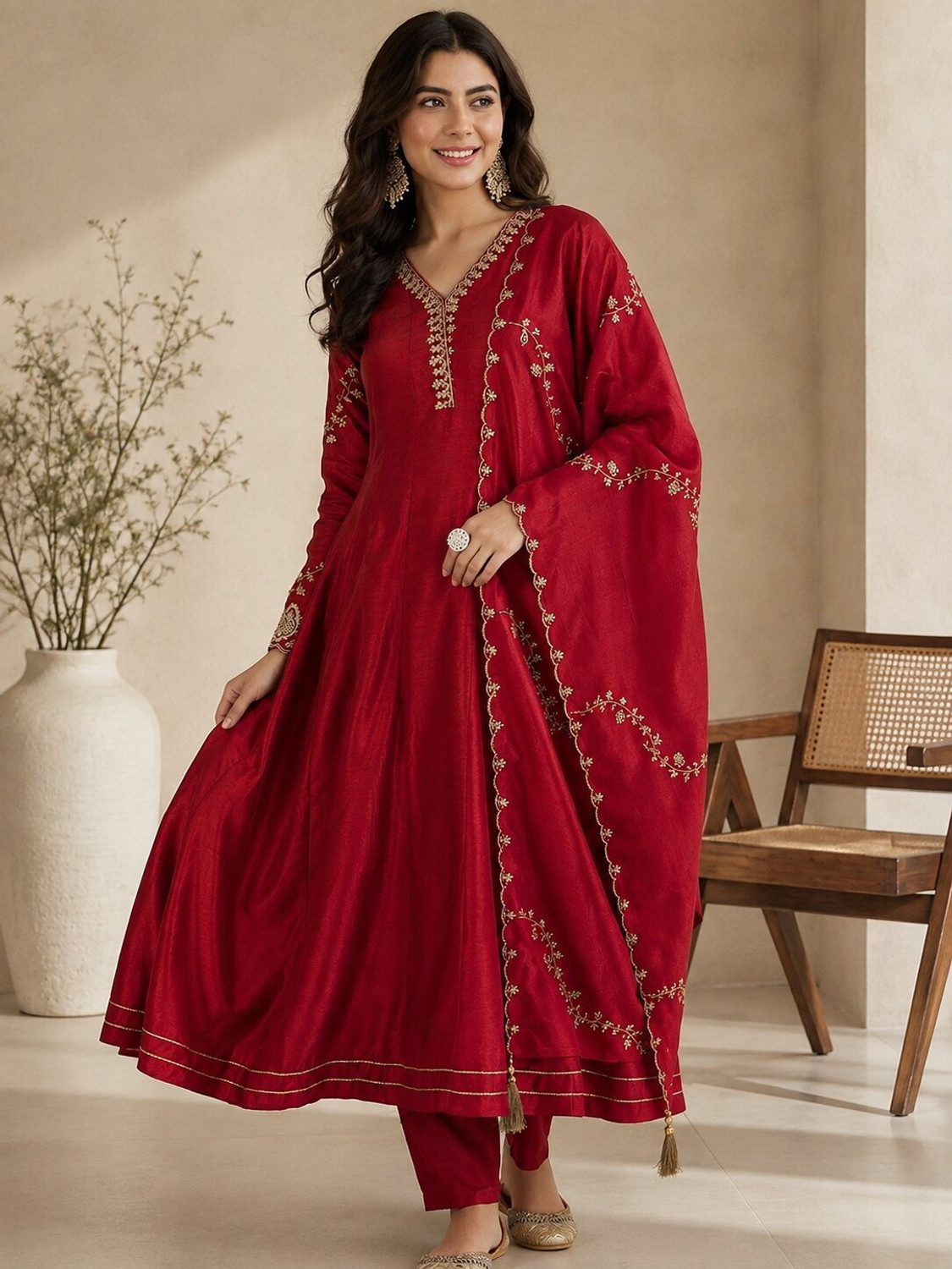 Image of OMICRON FAB Women Silk Blend Kurta Pant Dupatta Set