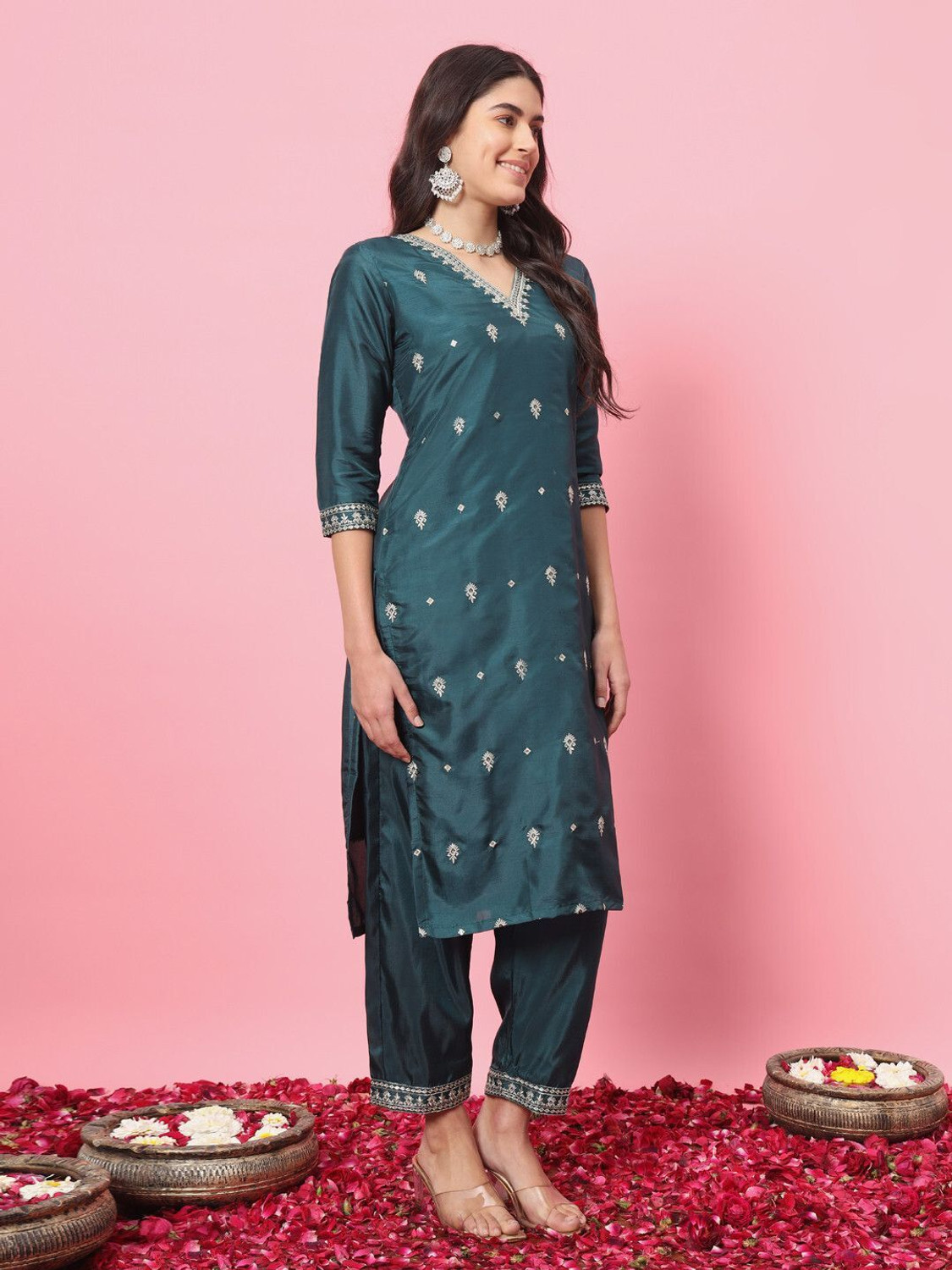 Image of VredeVogel Women Kurta Pant Dupatta Set