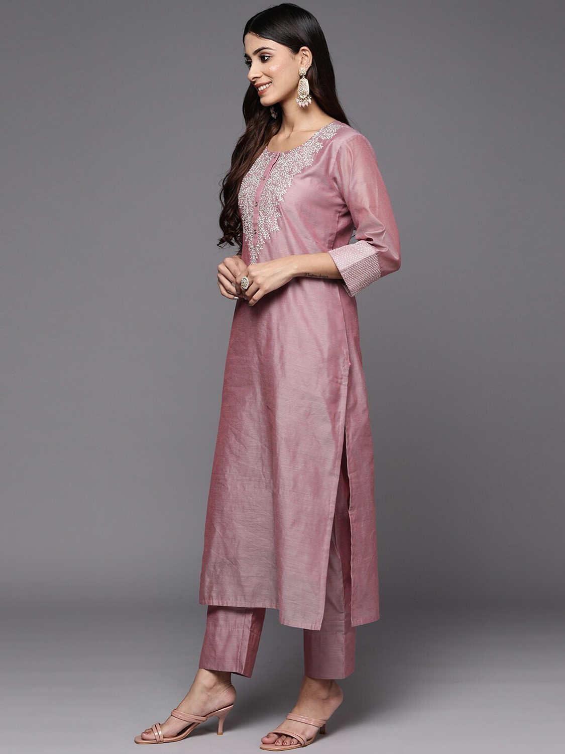 Image of DECIZE CLOTHING Women Chanderi Kurta Pant Set