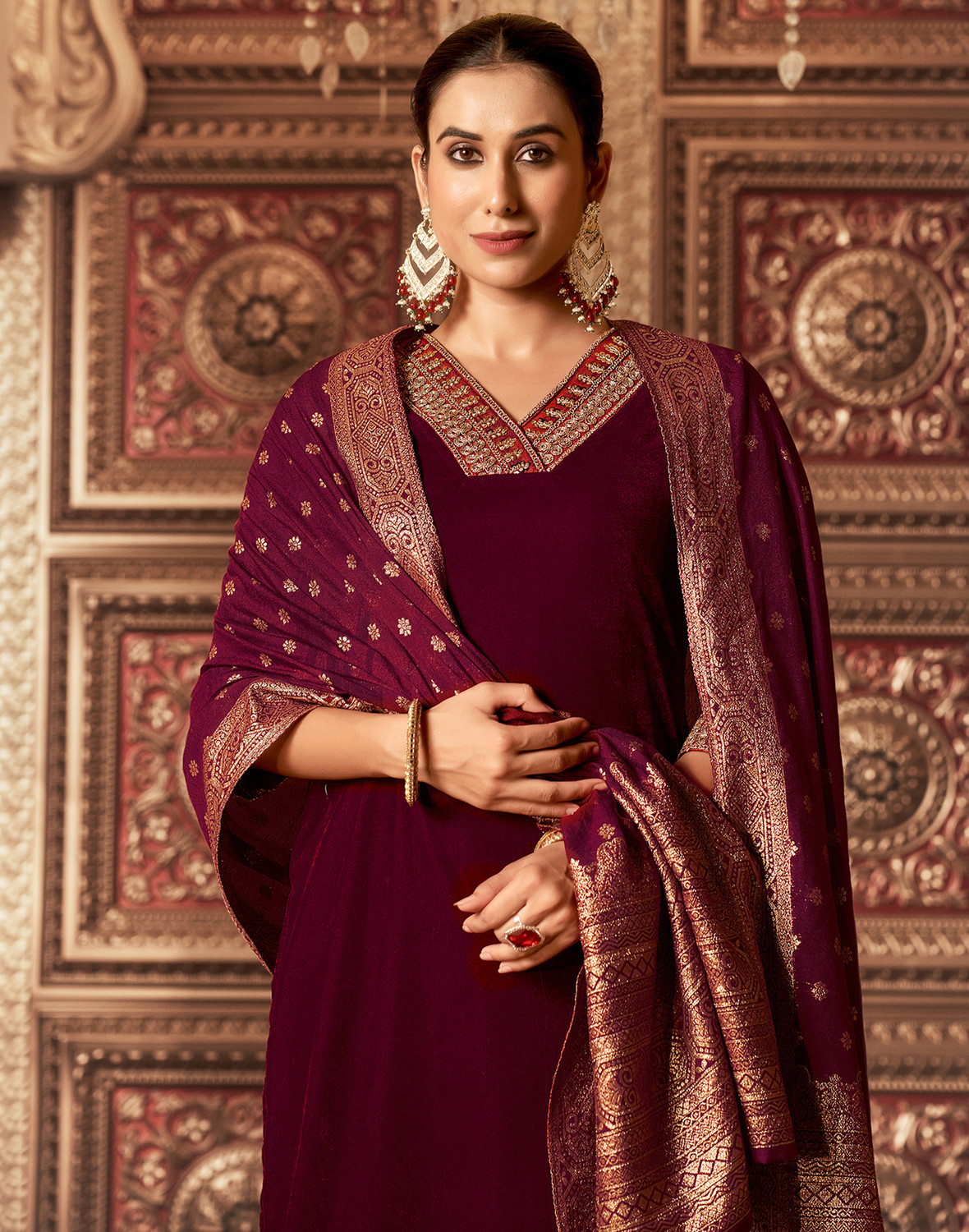 Image of Skylee Women Kurta Pant Dupatta Set