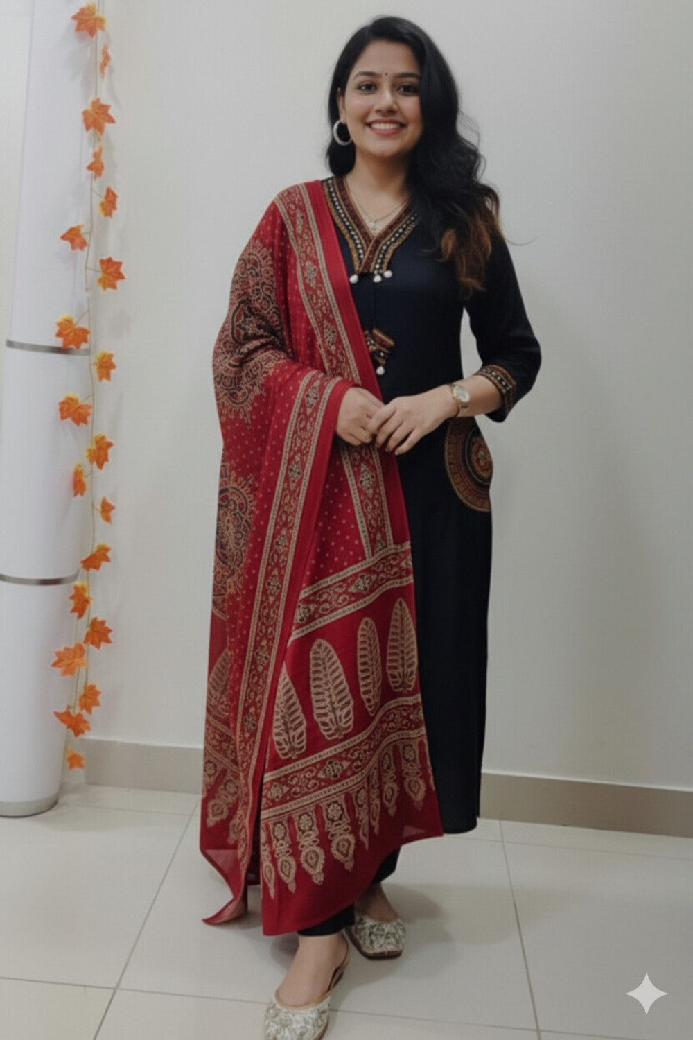 Image of Loomster Women Kurta Pant Dupatta Set