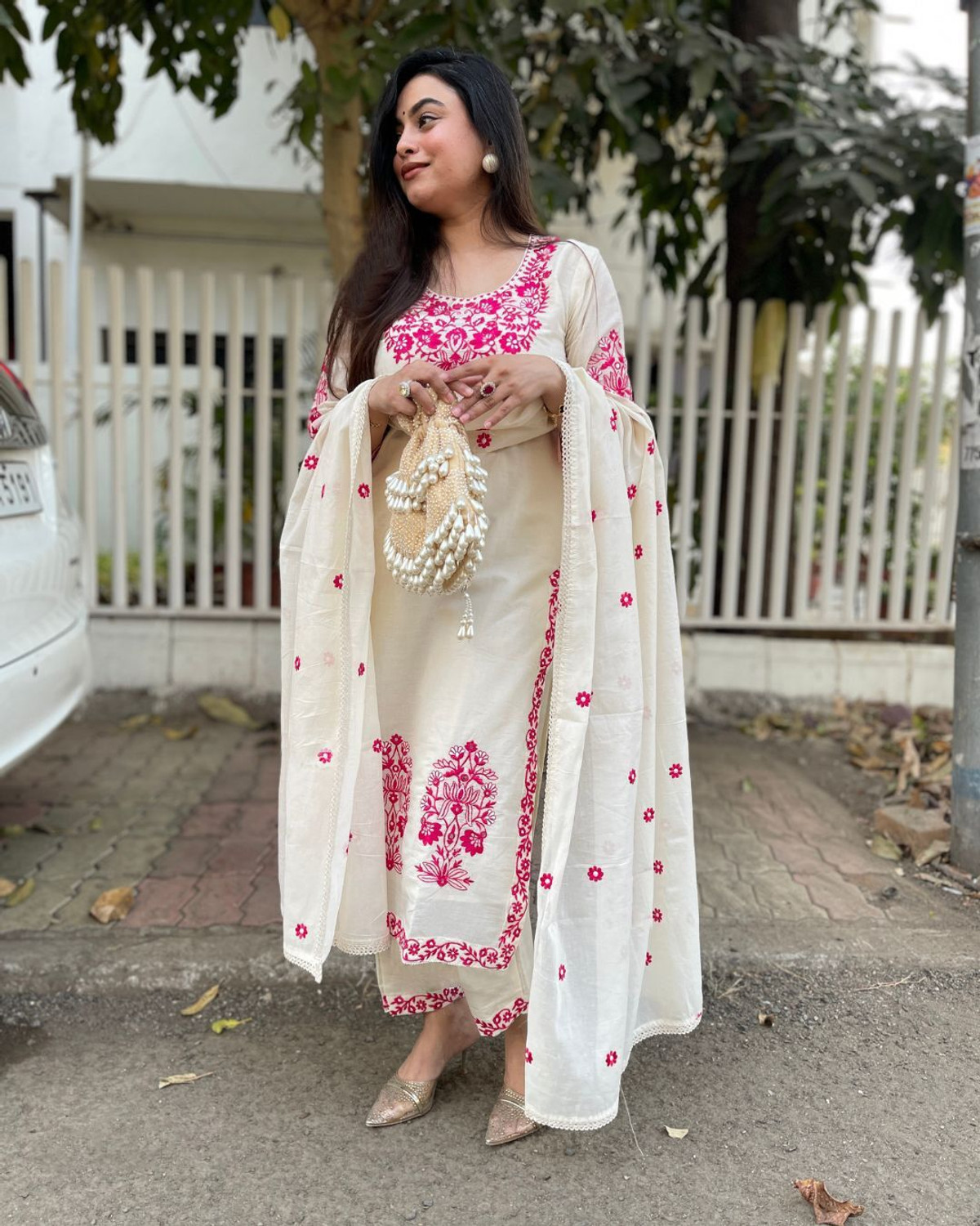 Image of Divastri Women Kurti Pant Dupatta Set