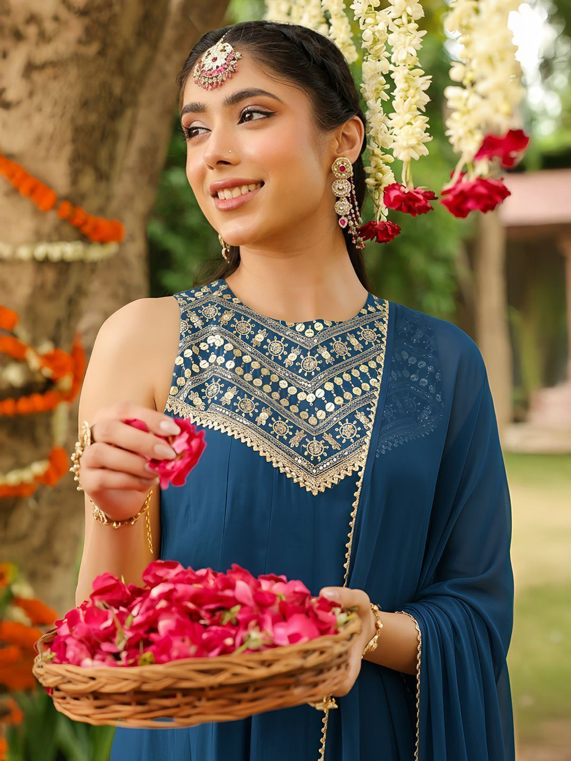 Image of Janasya Women Kurti Pant Dupatta Set
