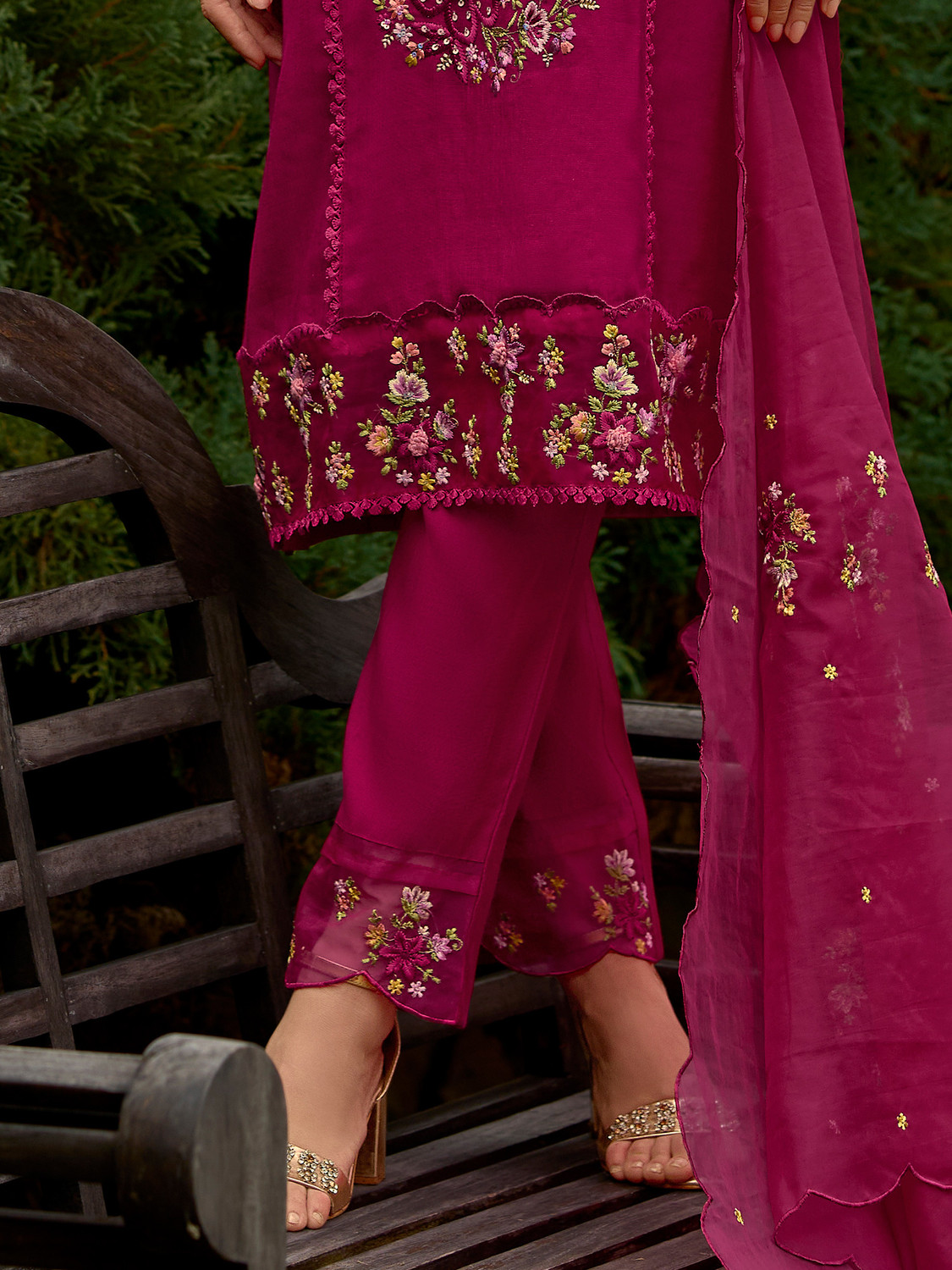 Image of Indo Era Women Cotton Blend Kurta Pant Dupatta Set