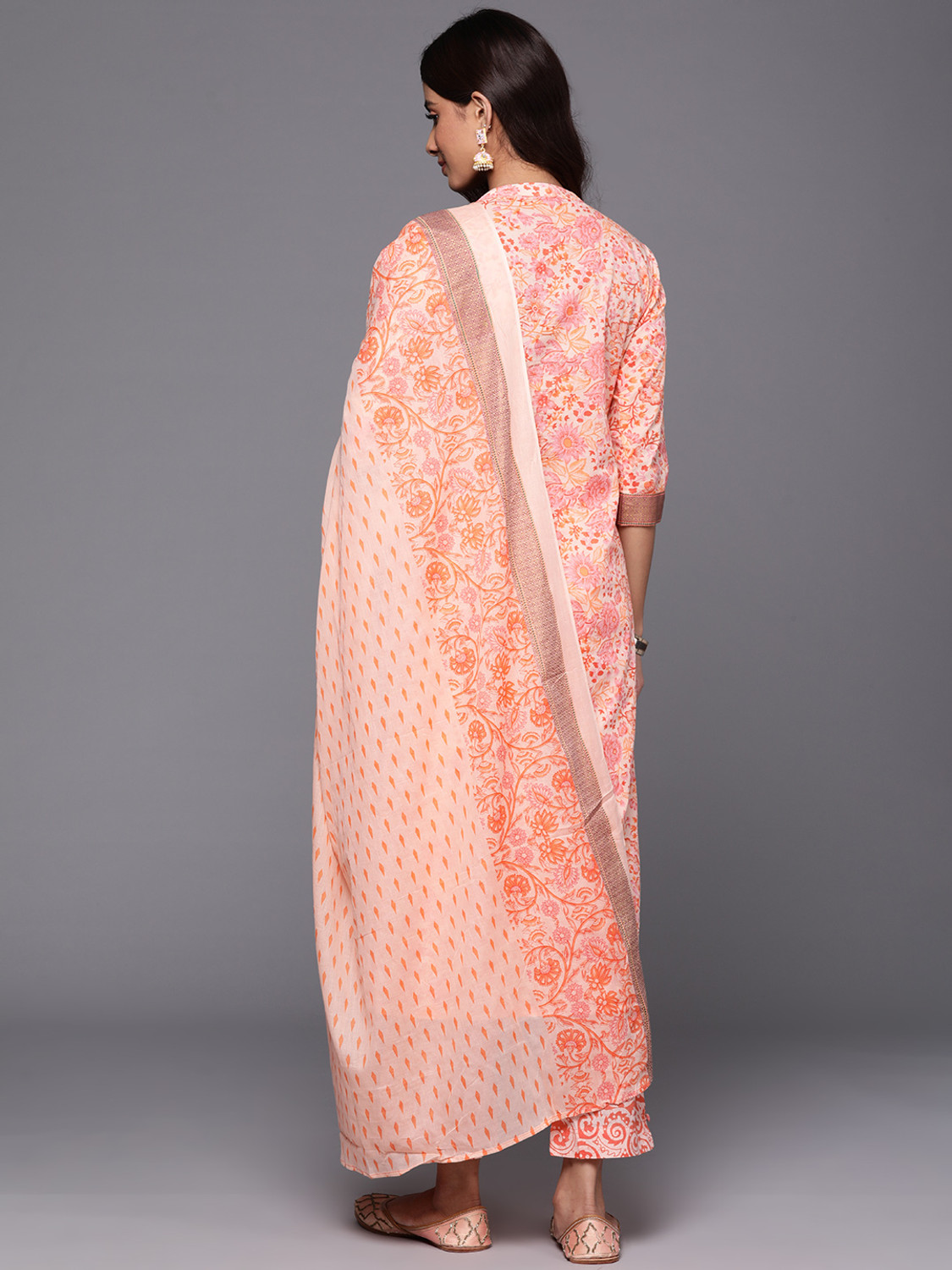 Image of LIBAS Women Kurta Pant Dupatta Set