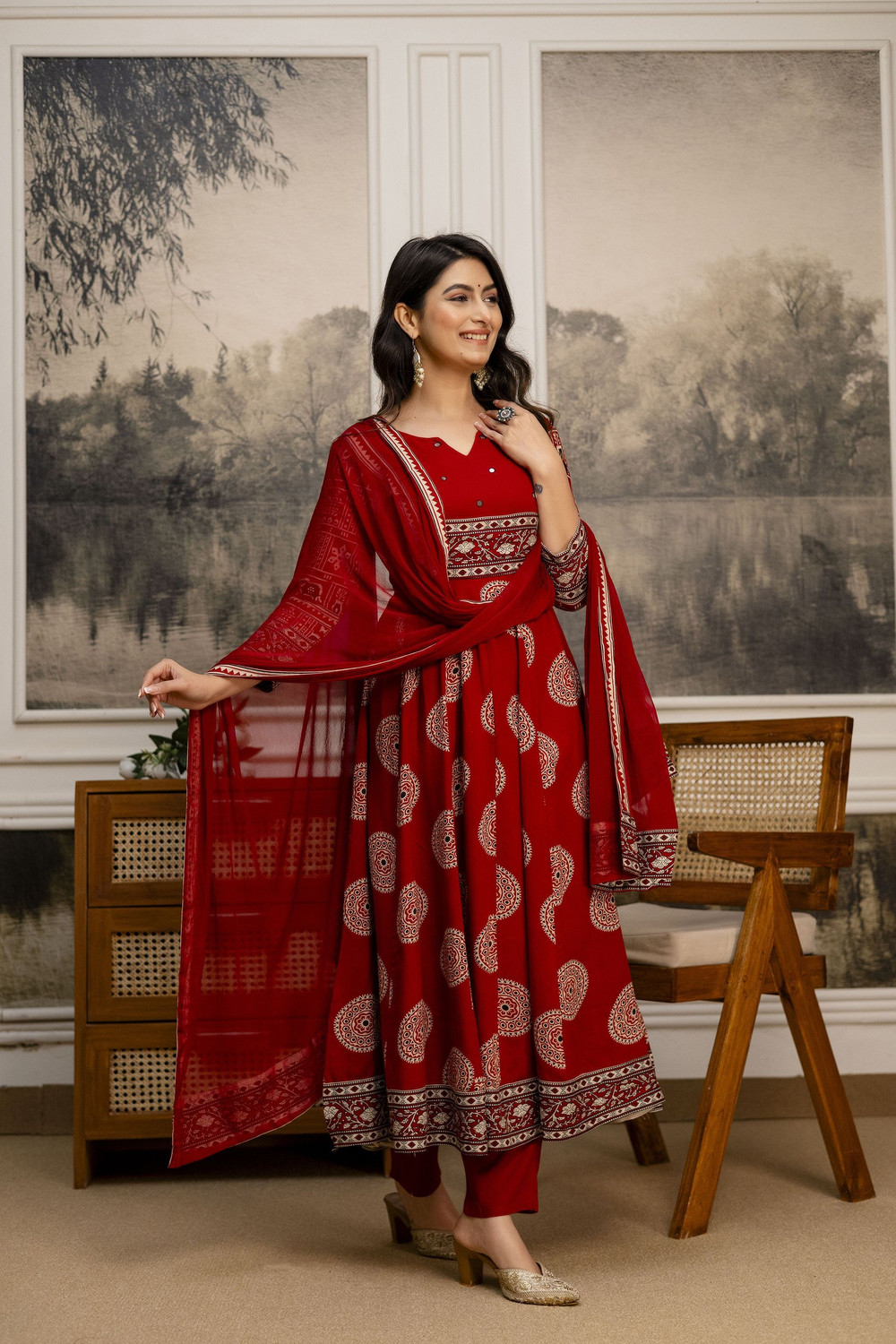 Image of berrylicious Women Kurta Pant Dupatta Set