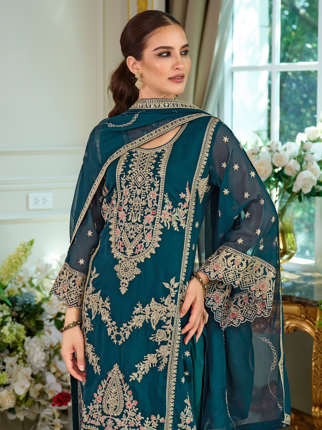 Image of Indo Era Women Kurta Pant Dupatta Set