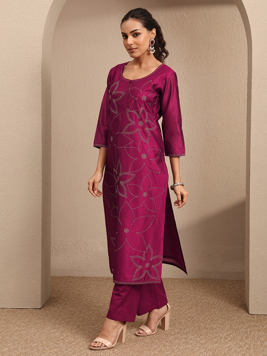 Image of LIBAS Women Kurta Pant Dupatta Set