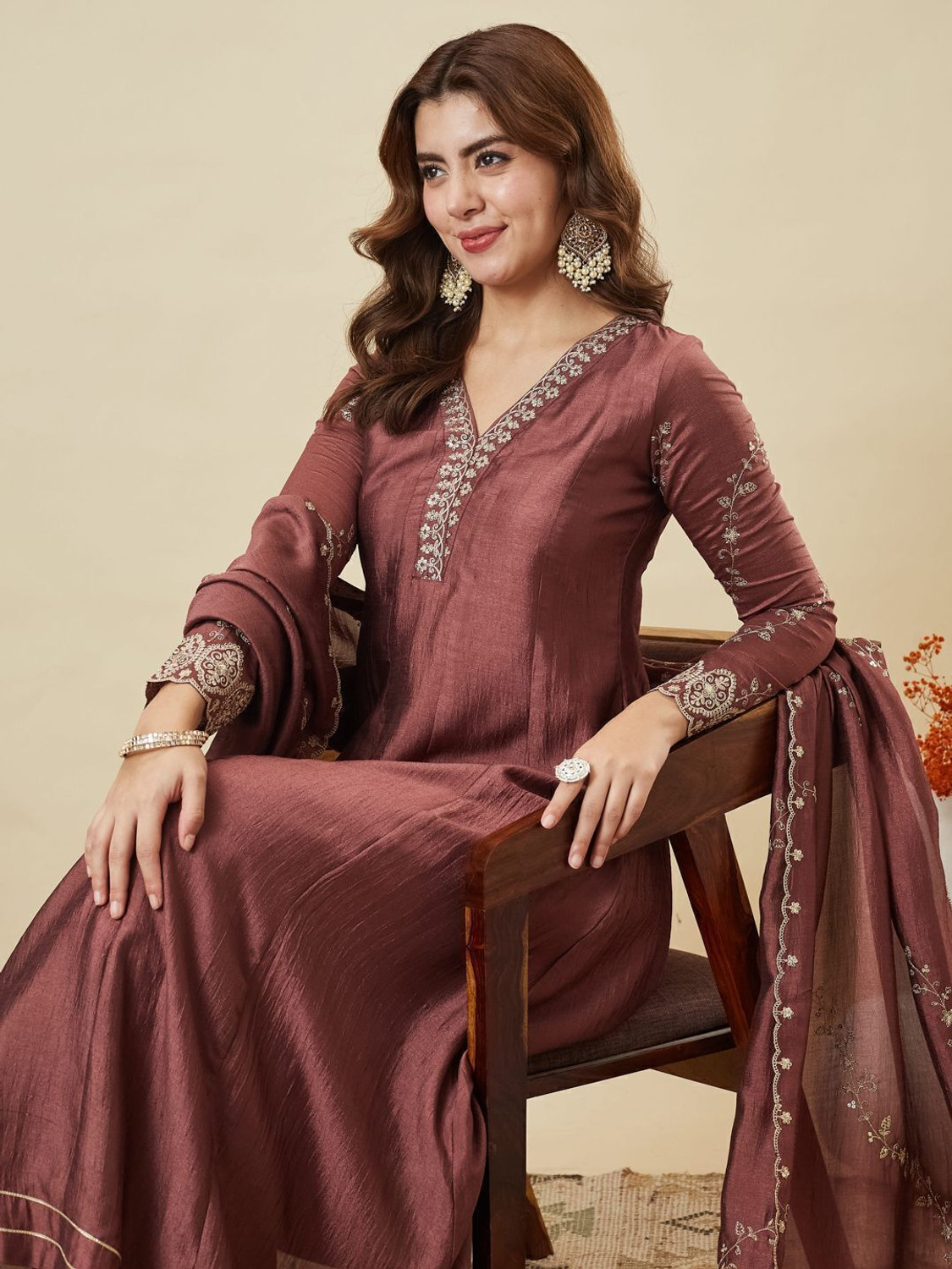 Image of MOKOSH Women Kurta Pant Dupatta Set