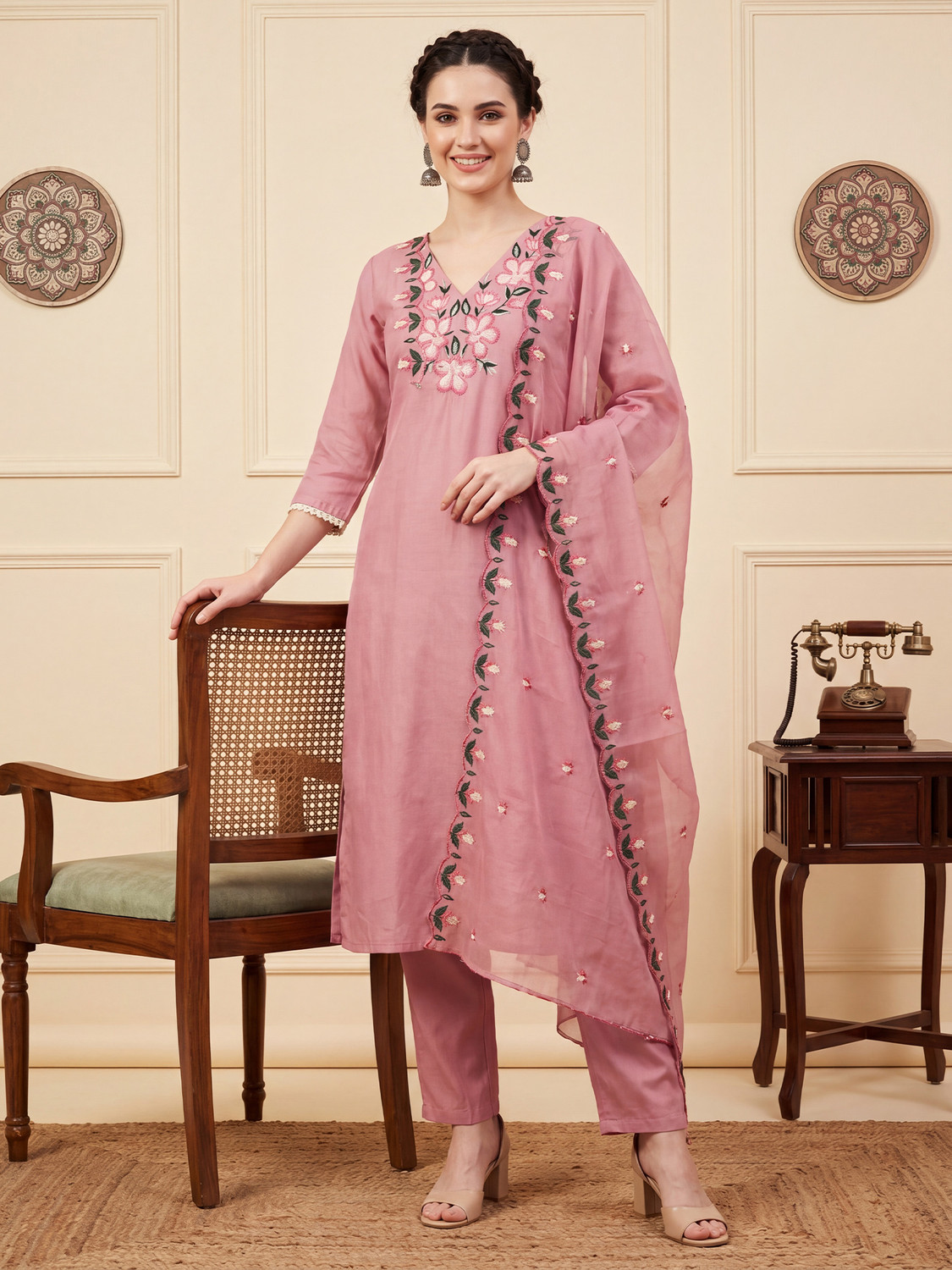 Image of Indo Era Women Kurta Pant Dupatta Set