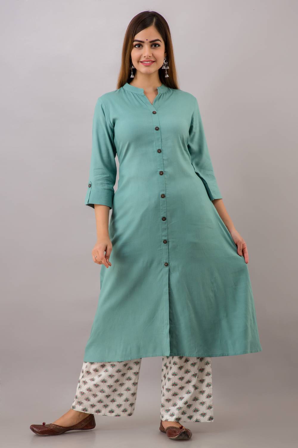 Ankhnoor Women Kurta Palazzo Set