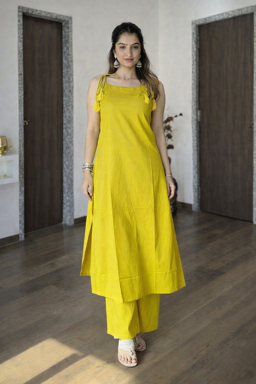 Image of JAYRUH Women Kurta Pant Set