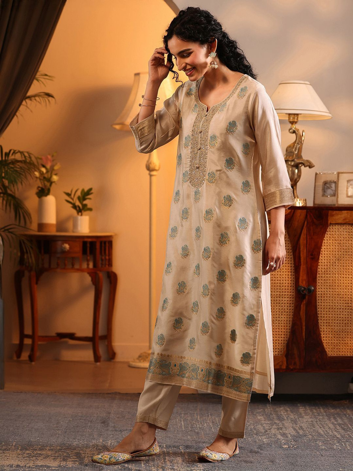 Image of LIBAS Women Kurta Pant Dupatta Set