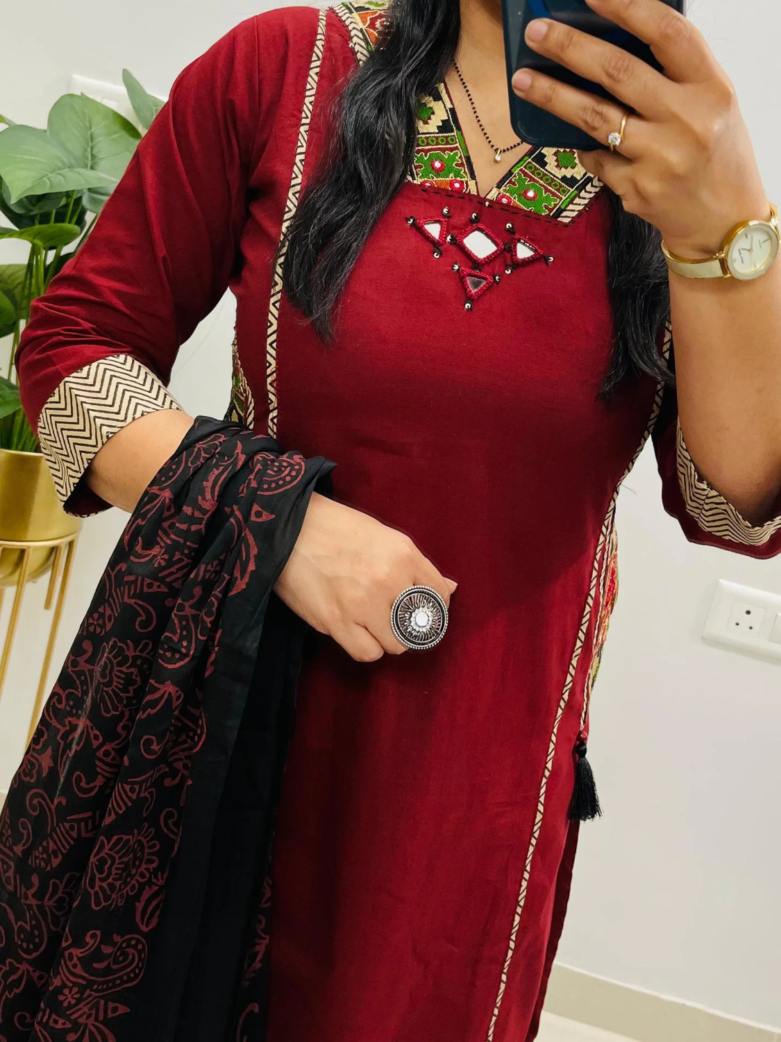 Image of VASTRA RANG Women Kurta Pant Dupatta Set