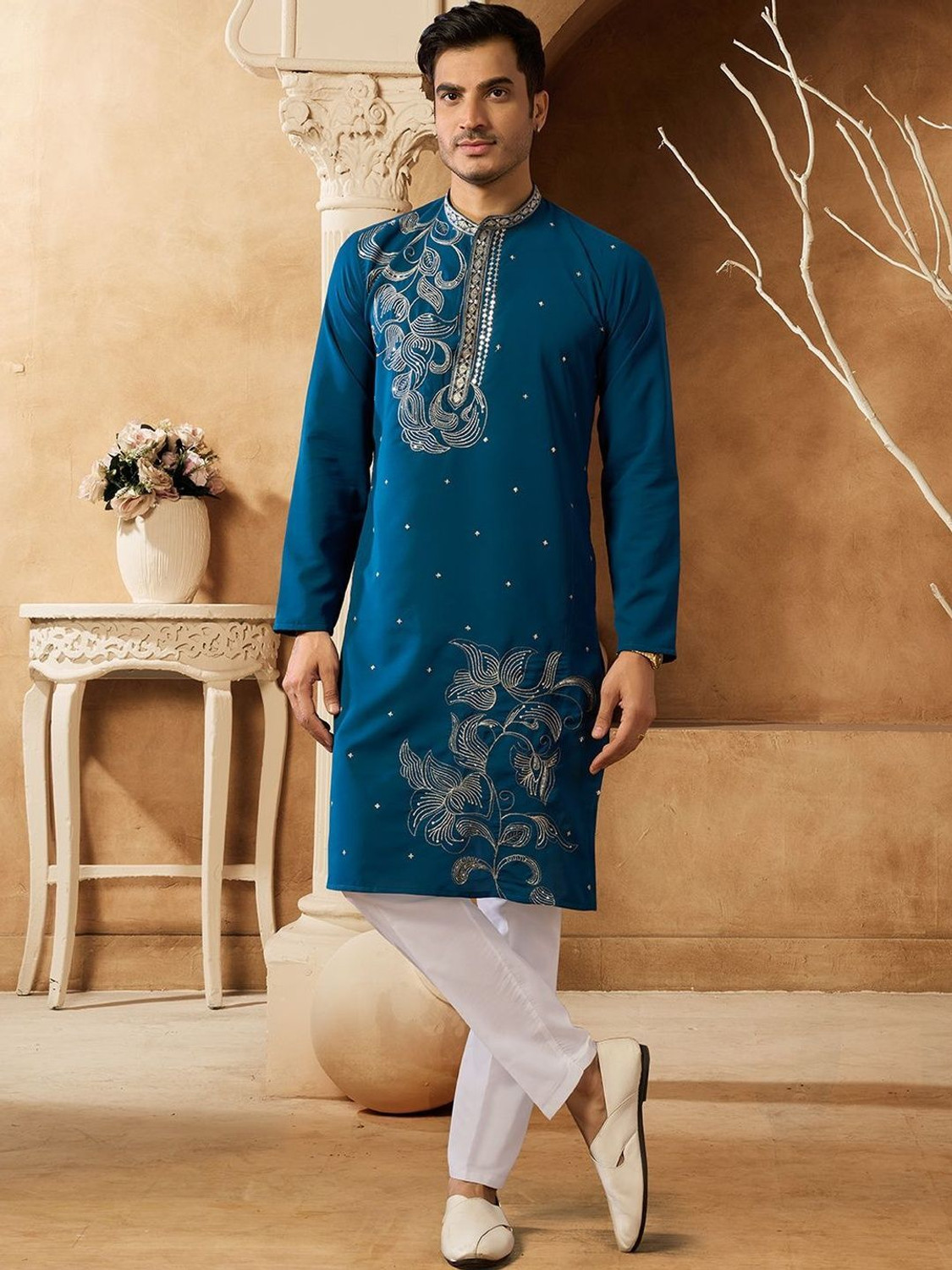 Image of House of Pataudi Men Embellished A-line Kurta