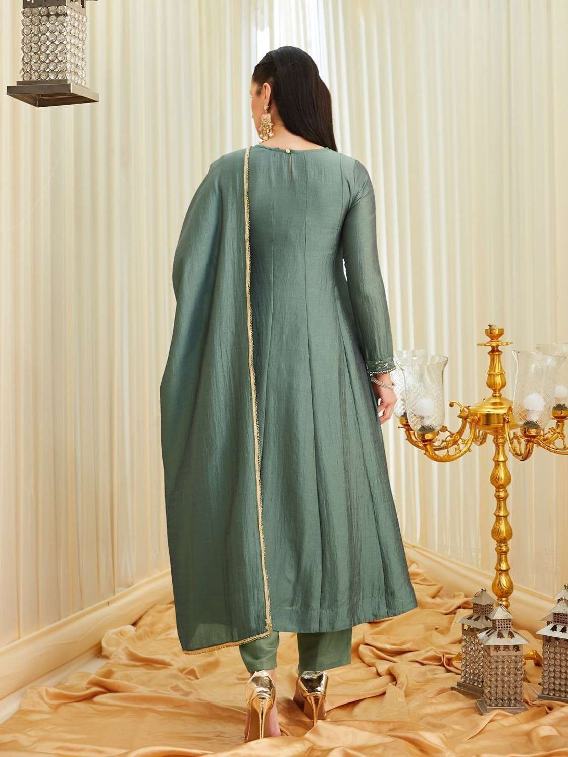 Image of MOKOSH Women Kurta Pant Dupatta Set