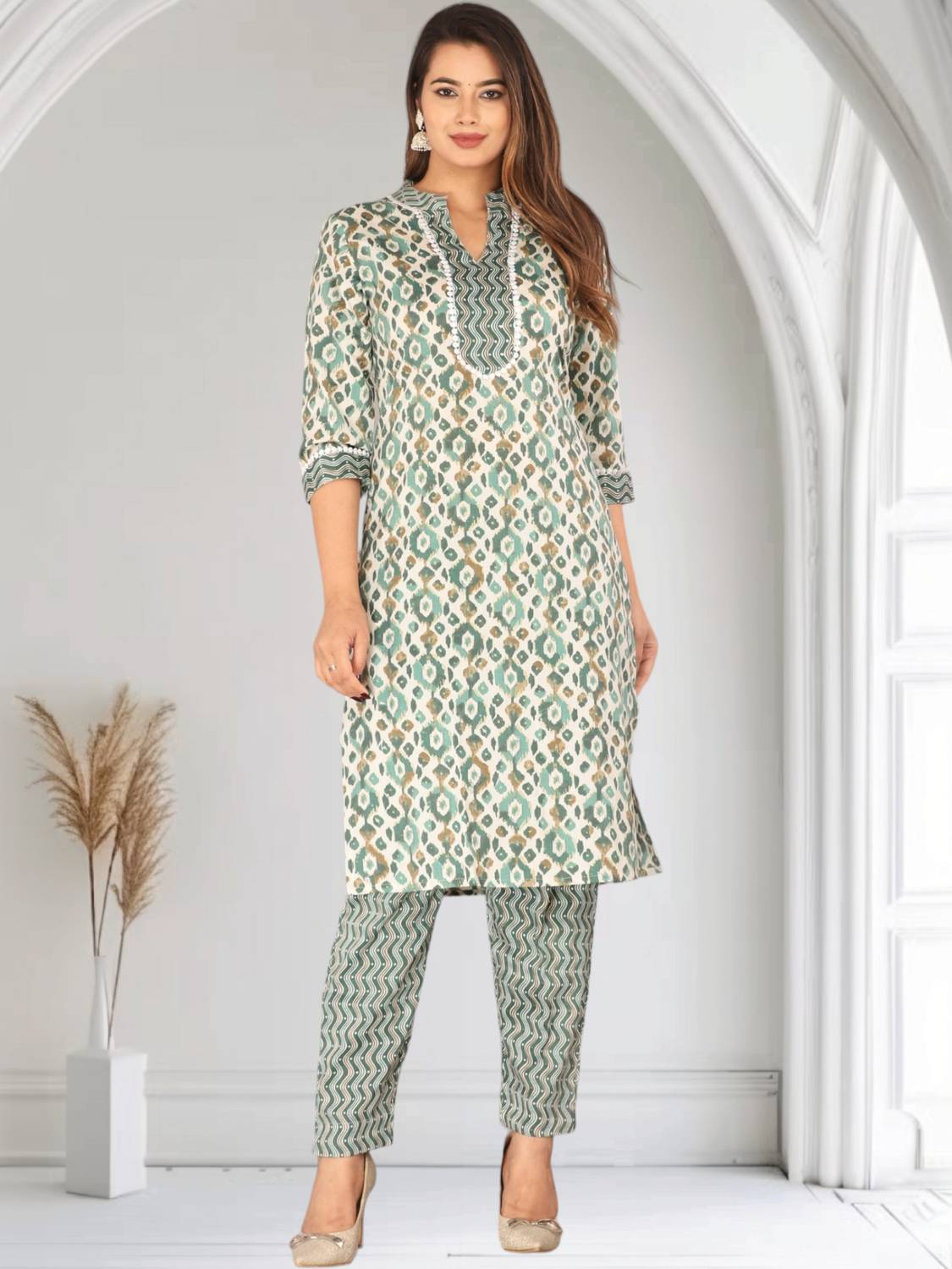 Arangetram Women Kurta Pant Set