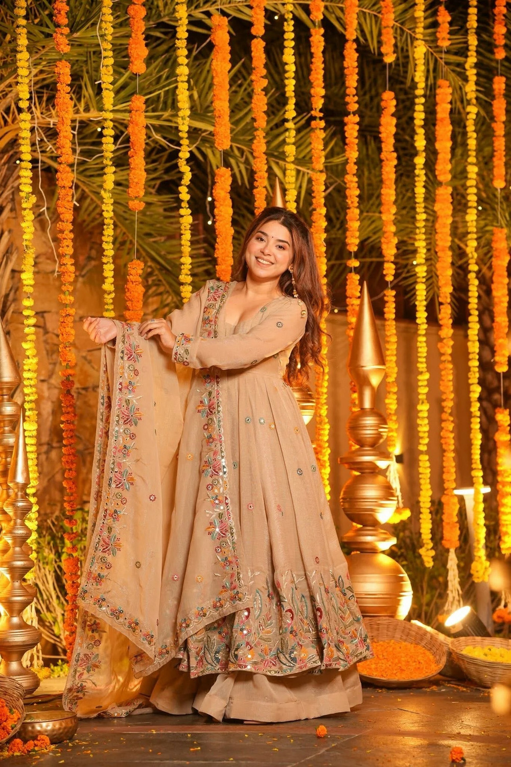Image of Dresser Women Kurta Palazzo Dupatta Set