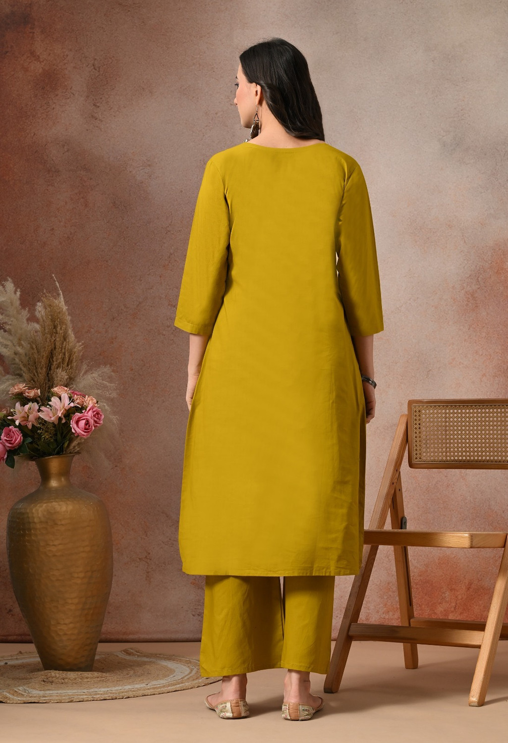 Image of ROSHNI Women Kurta Palazzo Set