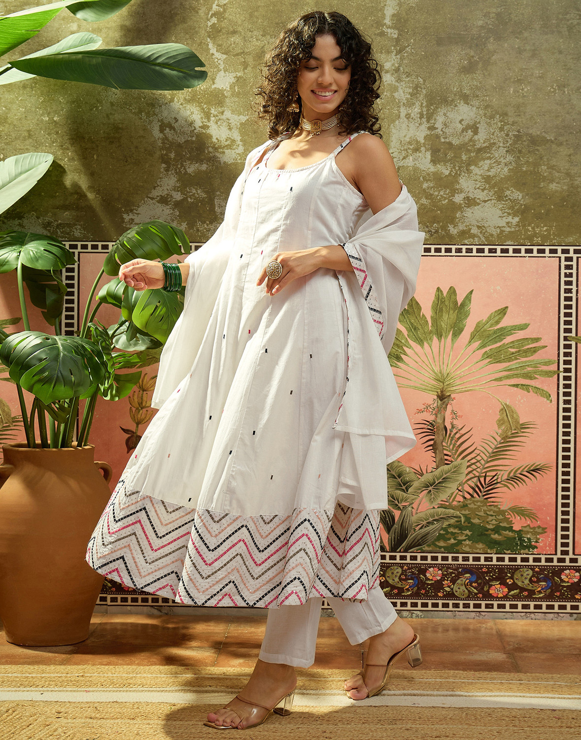 Image of Skylee Women Kurta Pant Dupatta Set