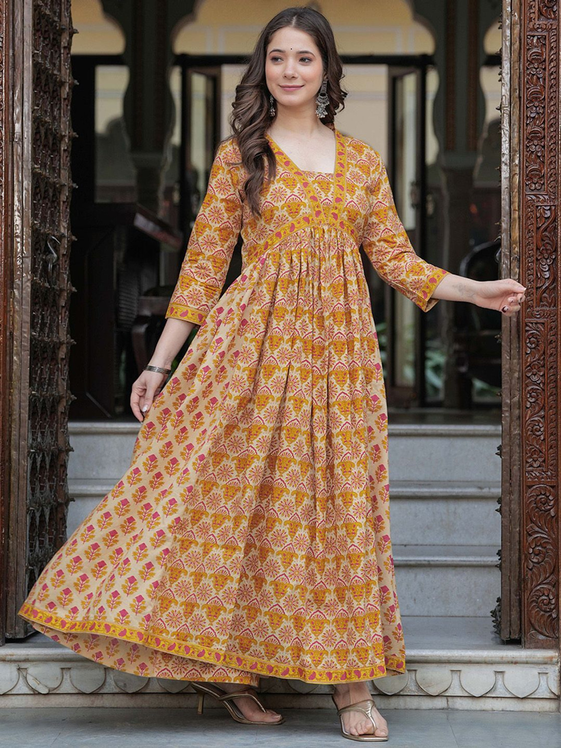 Image of Mizaz Women Pure Cotton Kurta Pant Dupatta Set