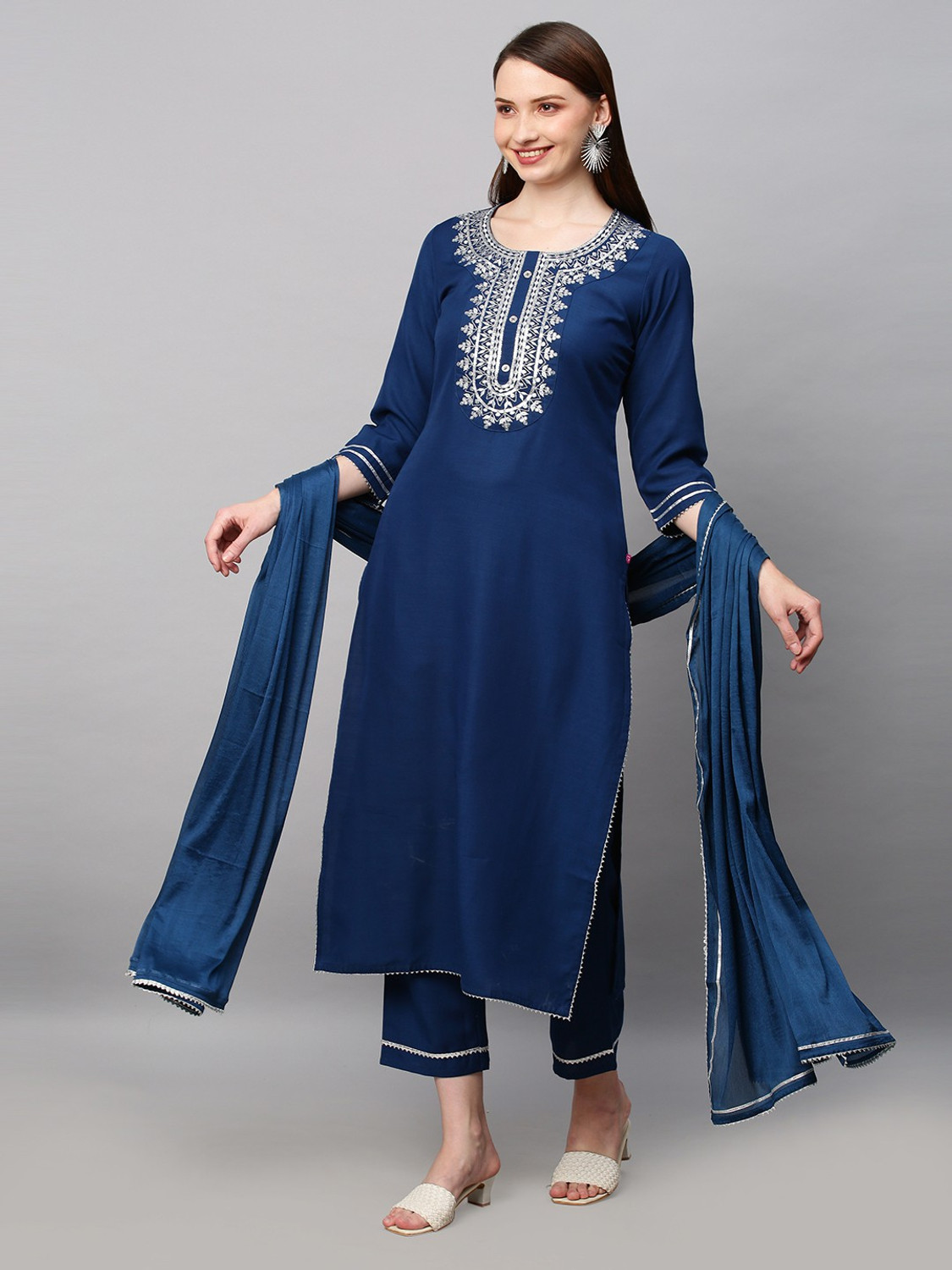 Image of Gosriki Women Kurti Pant Dupatta Set