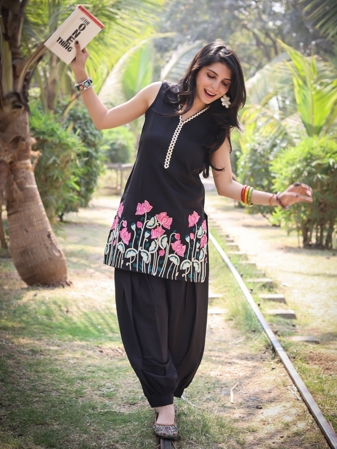 Image of Youthnic Women Kurti Salwar Set