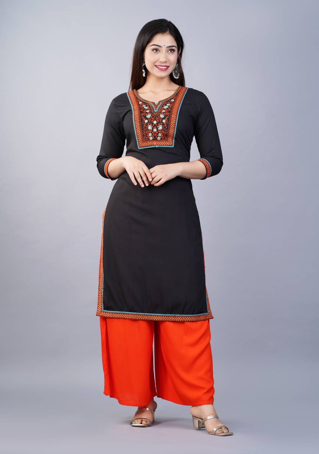 CHARMANT Women Embroidered Straight Kurta