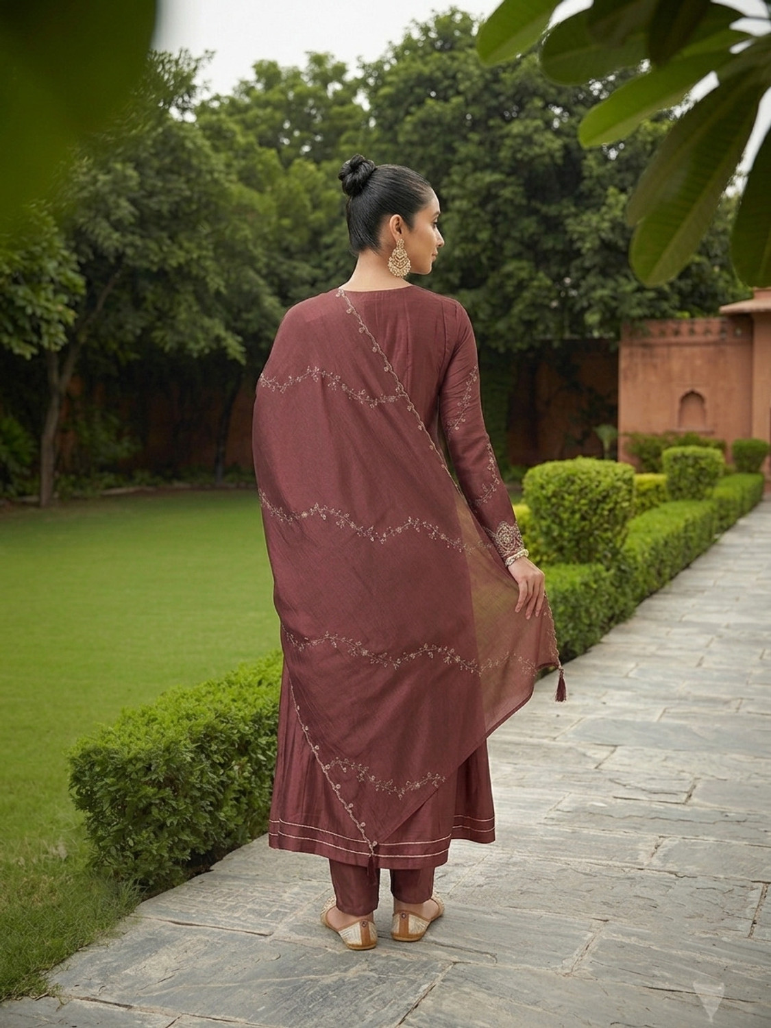 Image of MOKOSH Women Pure Silk Kurta Pant Dupatta Set