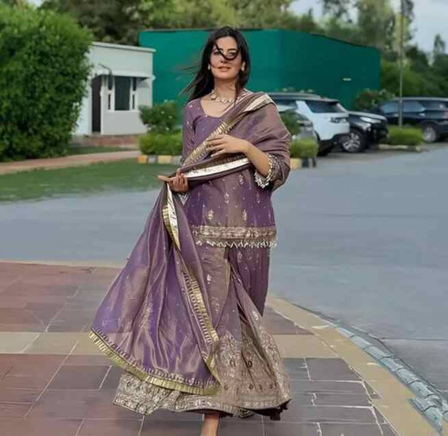 Yakshali Women Kurta Sharara Dupatta Set - Image 2