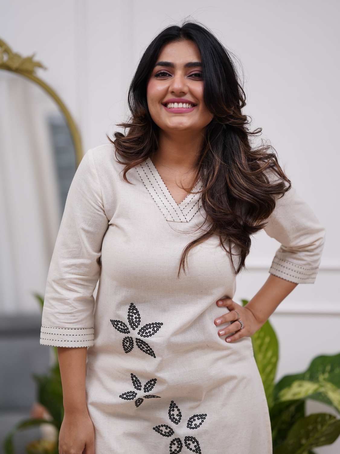 Image of ELEPANTS Women Kurti Pyjama Set