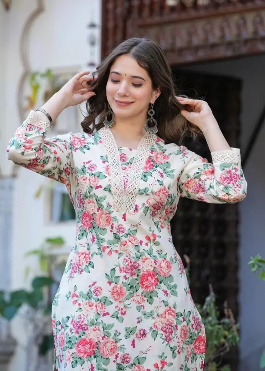 Image of SUBIKA TEXTILES Women Kurti Pant Set