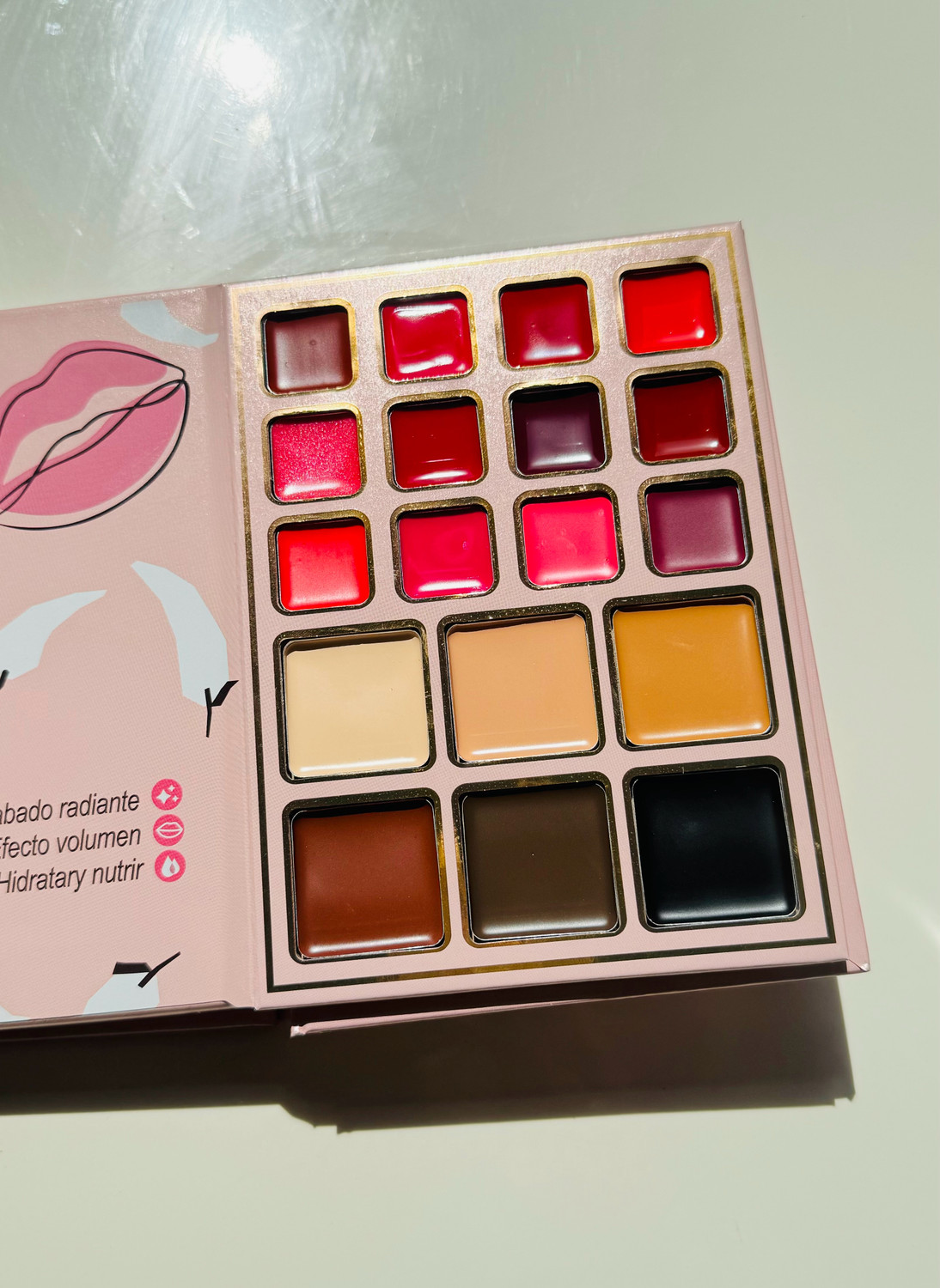 Image of Bajajbeautyshop All in one 5 in 1 Makeup Book Kit 100 ml