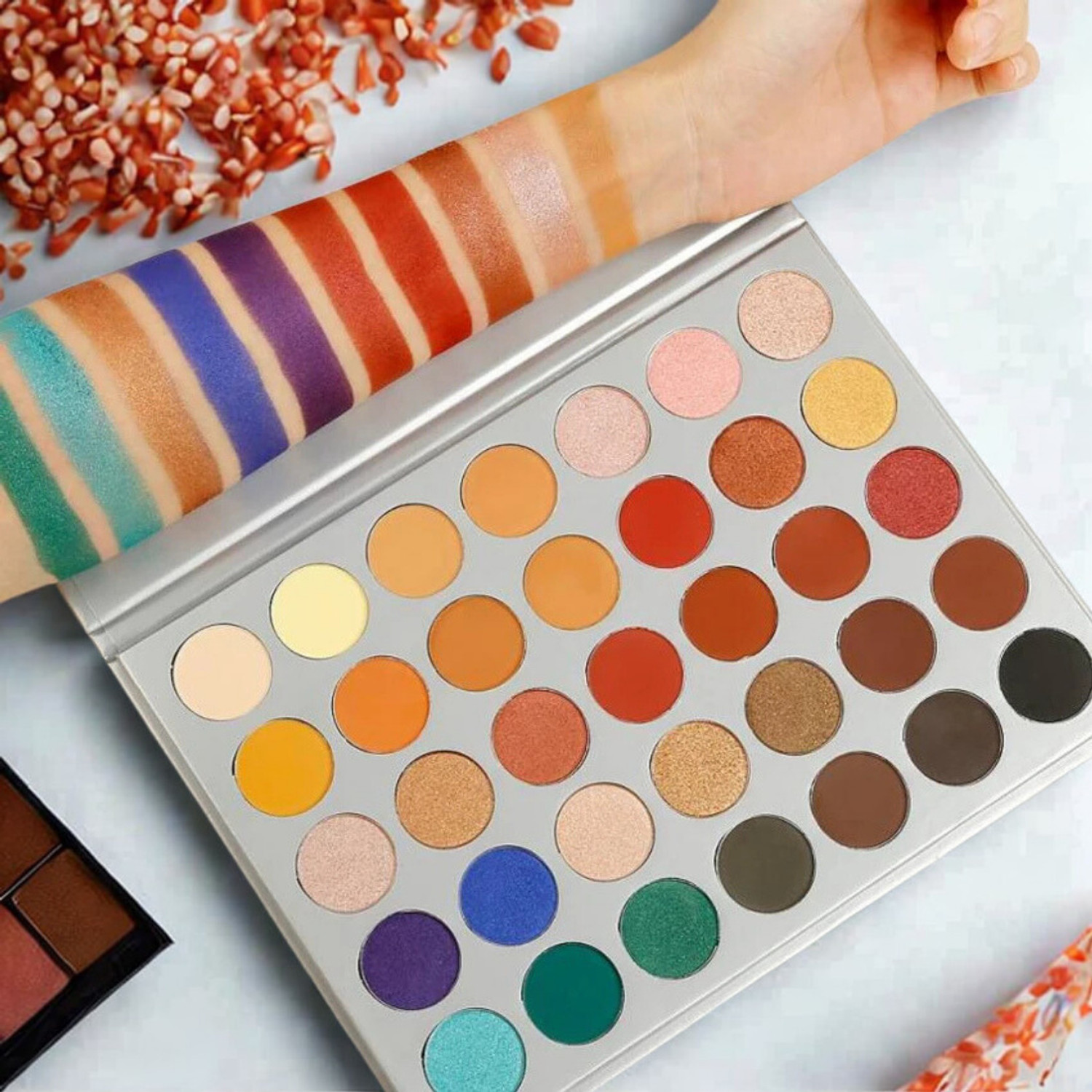 Image of MINARA 35 Colour Eyeshadow Makeup Palette -Highly Pigmented, Matte & Shimmer 84 g