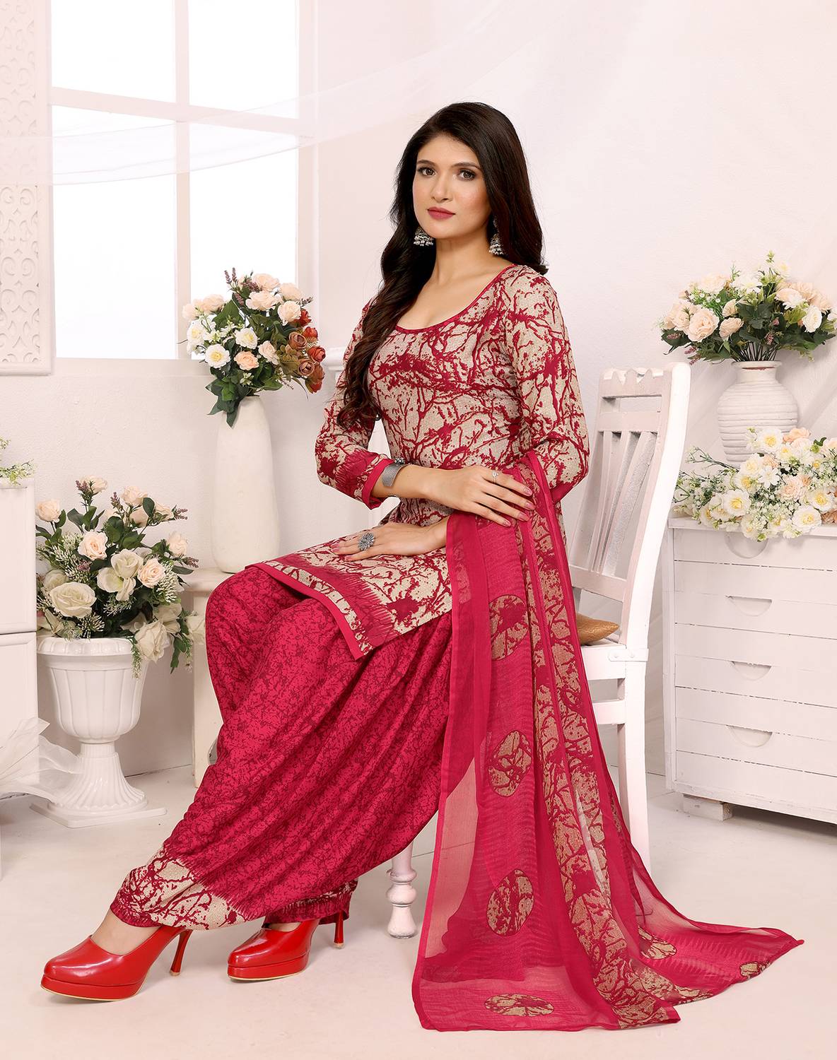 THE ANIRAV Crepe Printed Salwar Suit Material