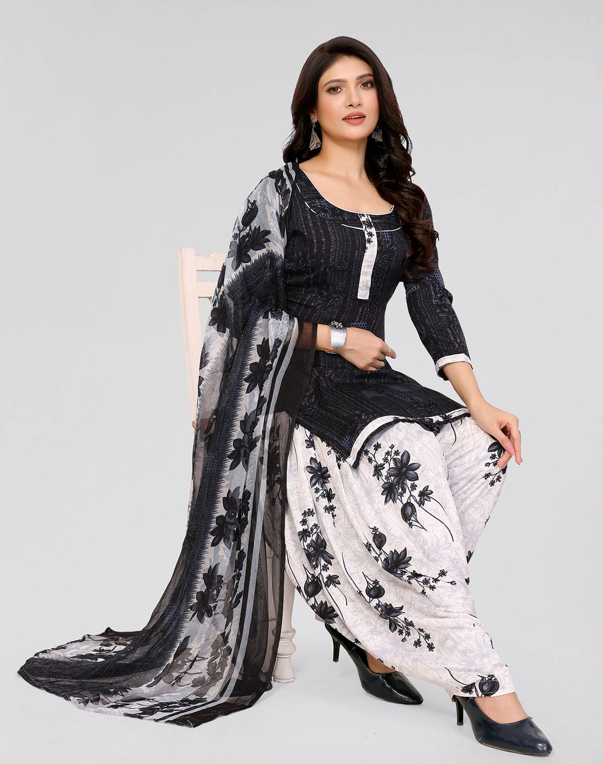 ANIRAV Crepe Printed Kurta & Palazzo Material