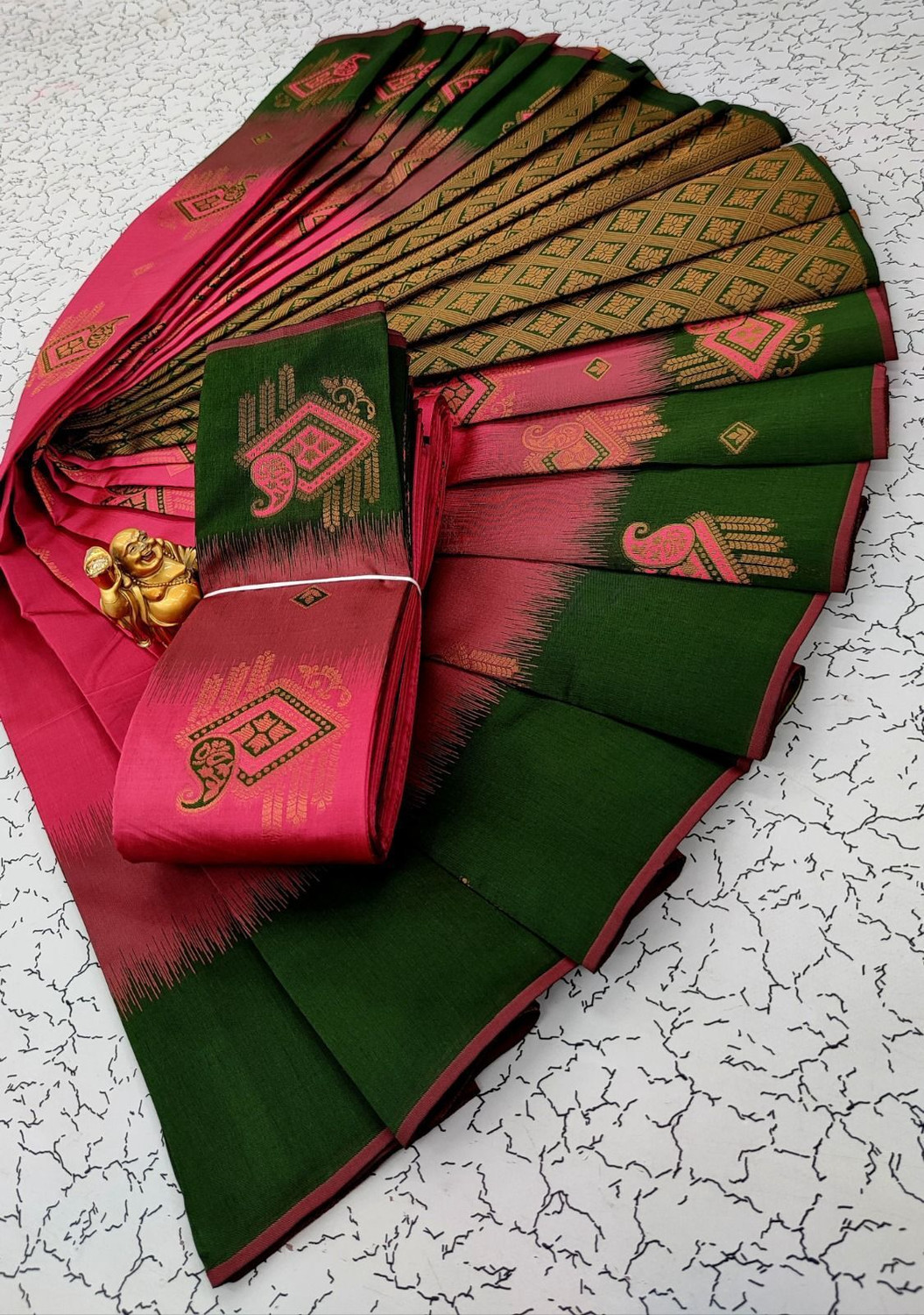 Image of PRIHAL ART Cotton Silk Printed Blouse Material