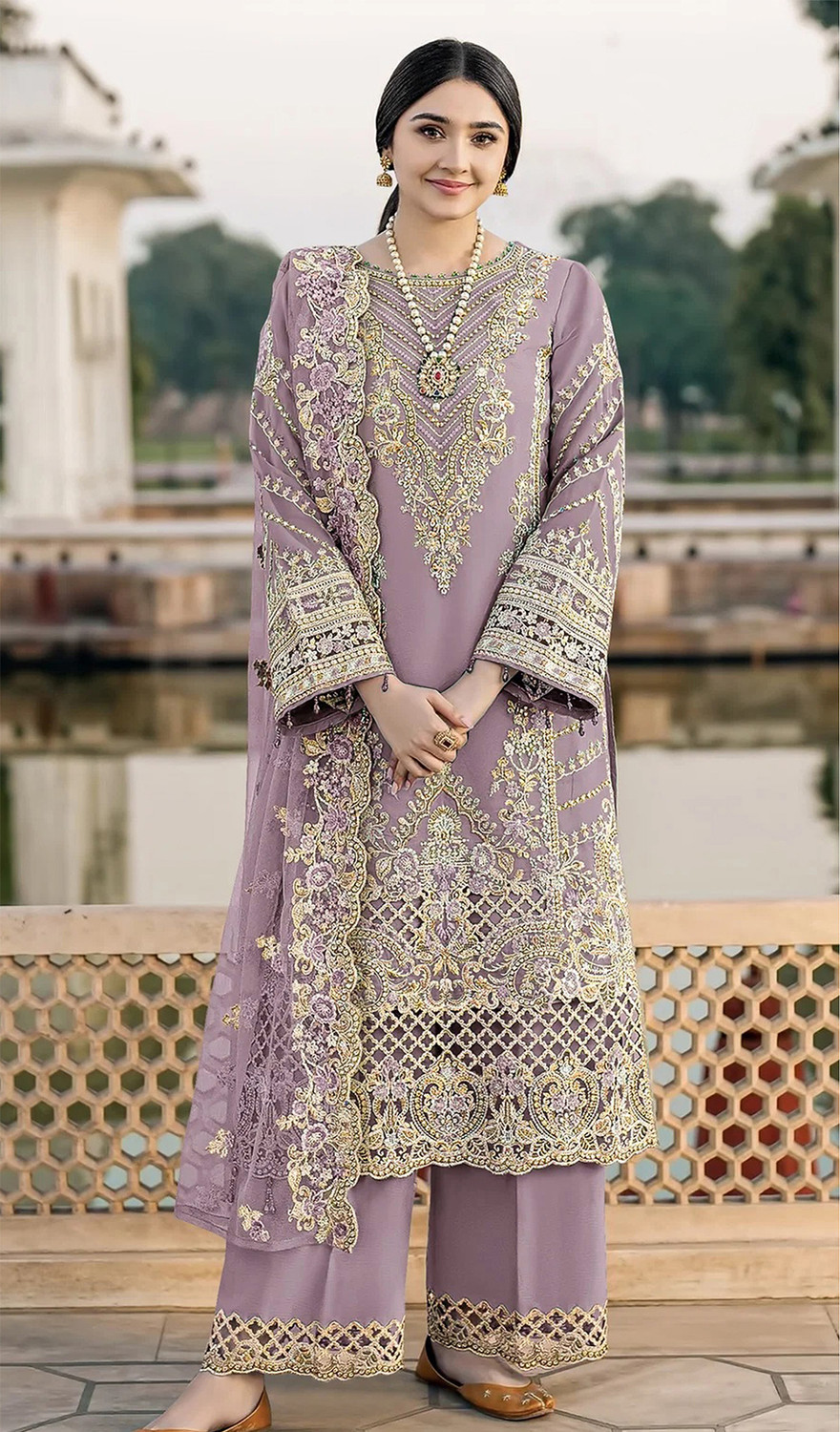 Image of SHAFNUFAB Semi Stitched Chiffon Kurta & Palazzo Material Embroidered