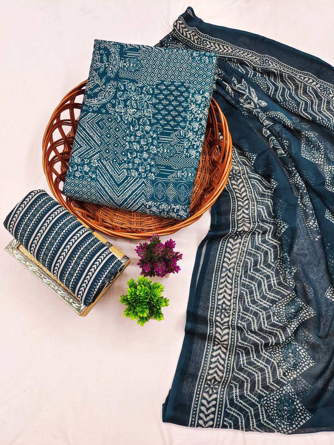 ANAND Crepe Floral Print, Paisley Salwar Suit Material