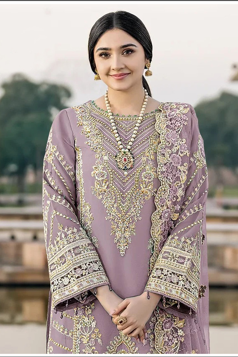 Image of SHAFNUFAB Semi Stitched Chiffon Kurta & Palazzo Material Embroidered