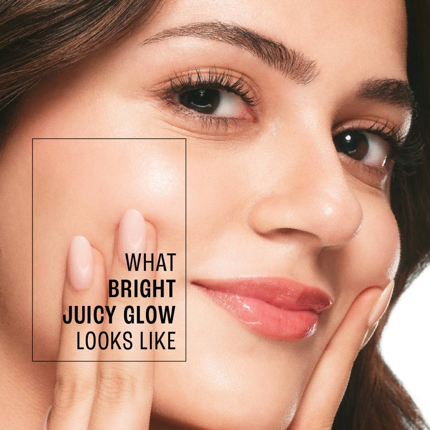 Lakmé Blush & Glow Strawberry + Vitamin C Jelly Face Wash 275 g - Image 4
