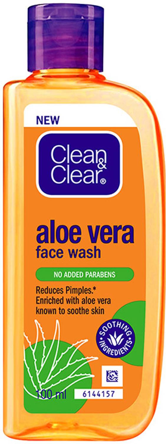 Clean & Clear Aloe Vera Reduces pimples Enriched with Aloe Ver
