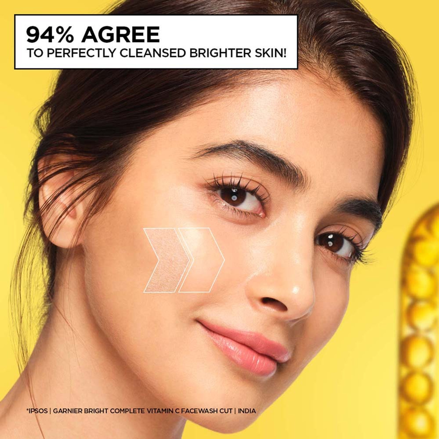 Image of GARNIER Bright Complete Vitamin C Cleanser for Bright & Glowing Skin Facewash Face Wash