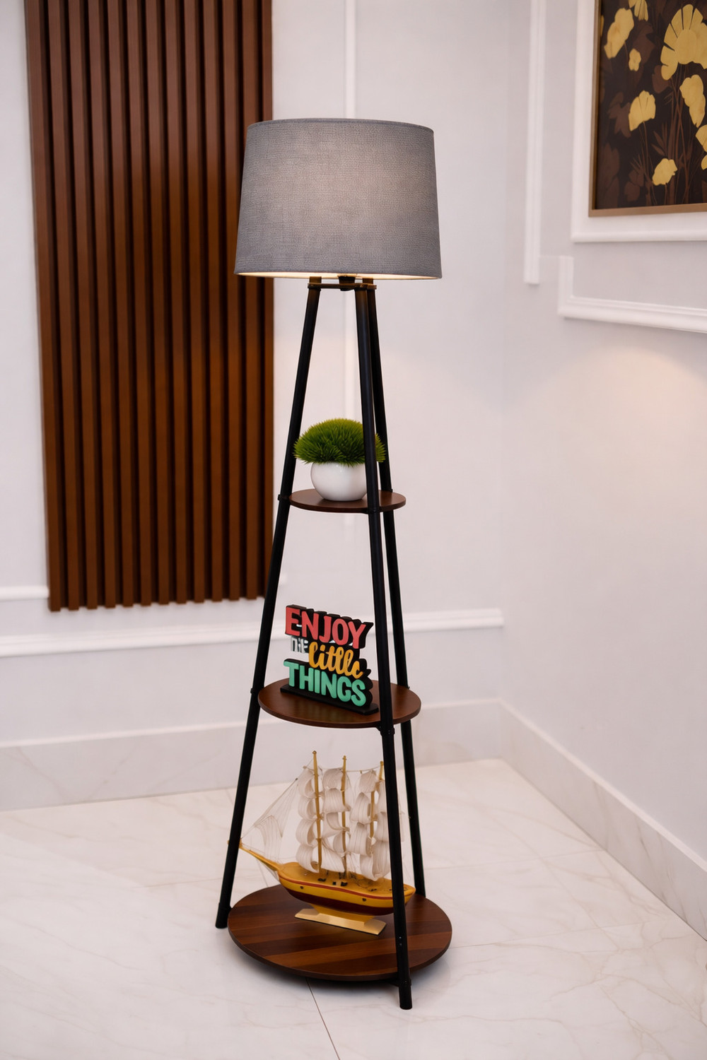 Image of Hopdezyo Tripod Floor lamp